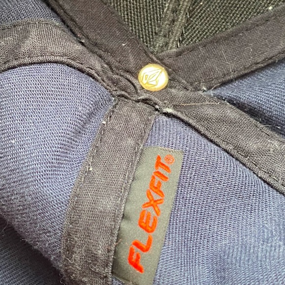 Volcom One Over Four Flexit S-M Cap Hat Navy Outdoor Living Skateboarding - Picture 11 of 11